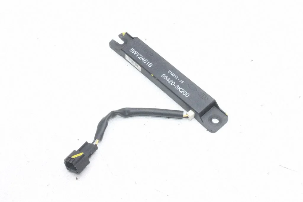 Keyless system antenna – KIA Optima (2010-2015)