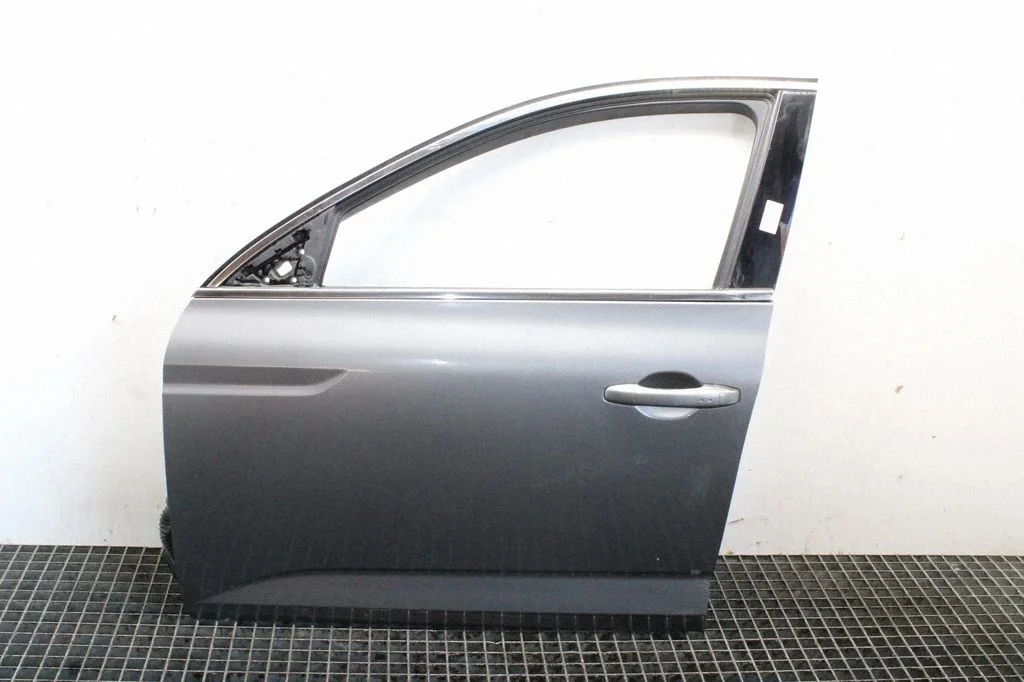 Esiuks – Renault Talisman (2015-)