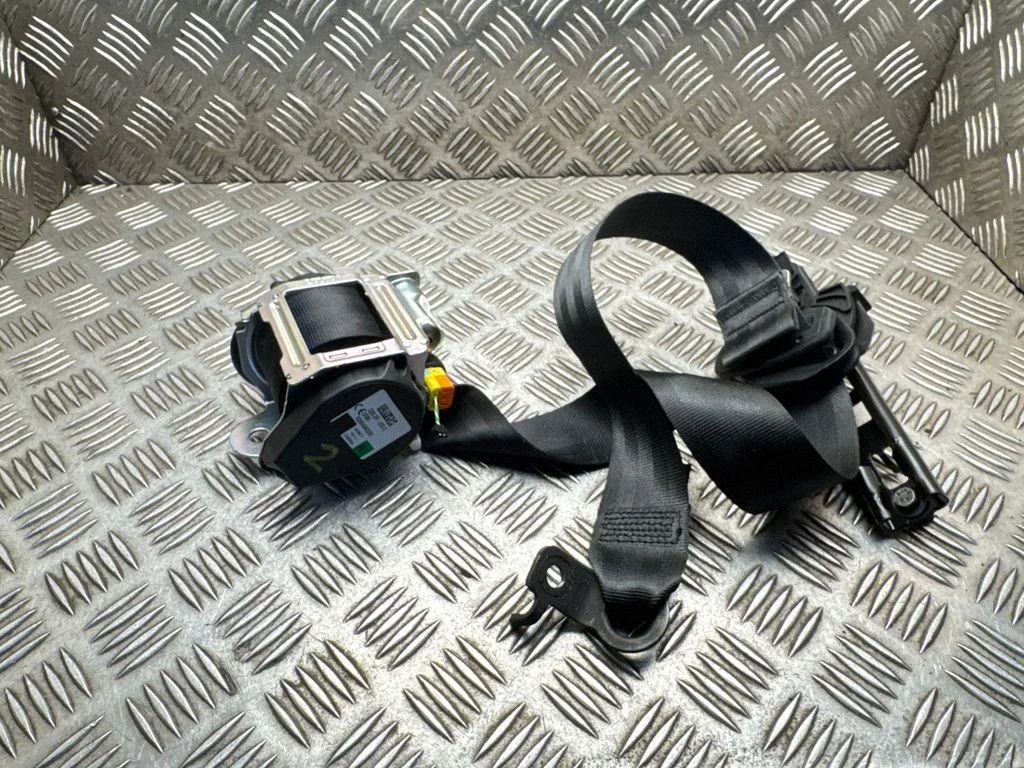Rear seatbelt – Volvo XC90 (2014-)